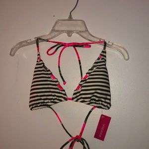 Size LG Xhilaration Swim Top NEVER WORN